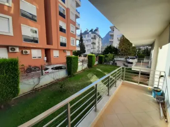 Fully furnished bargain priced apartment in Konyaalti